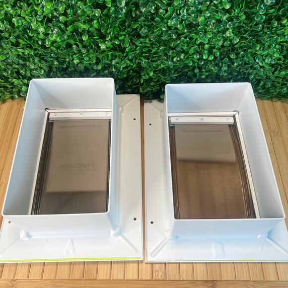 NWOB Pet Safe Wall Entry Pet Door White With Closing Panel - Picture 10 of 13